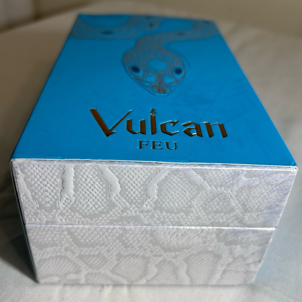 *SOLD*Vulcan Feu EDP New in Box & Bottle with Snake Design. - Picture 6 of 9